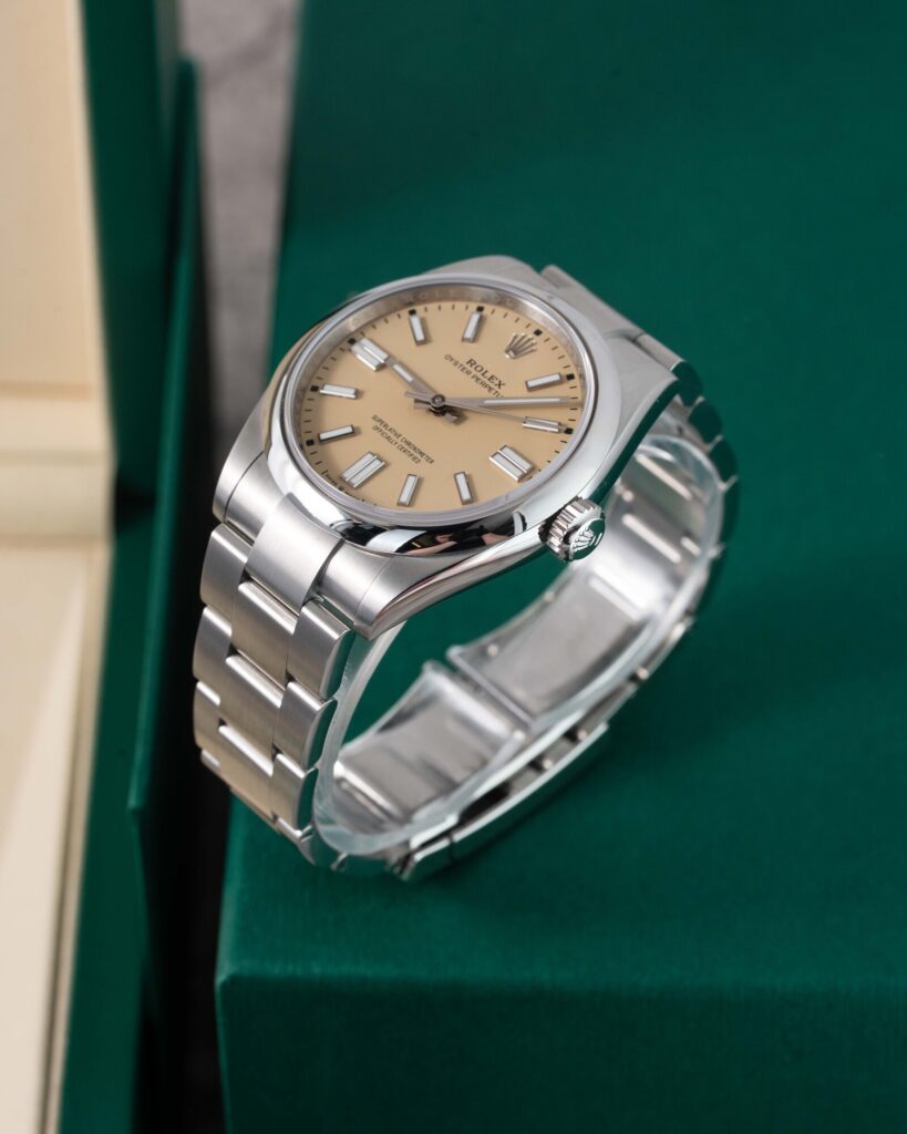Rolex Oyster Perpetual 134300 2025