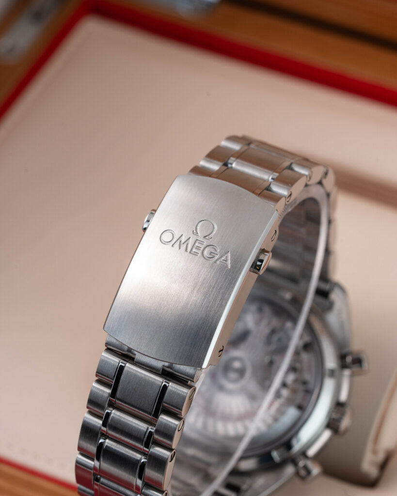 Omega Speedmaster Racing 329.30.44.51.01.001 2019