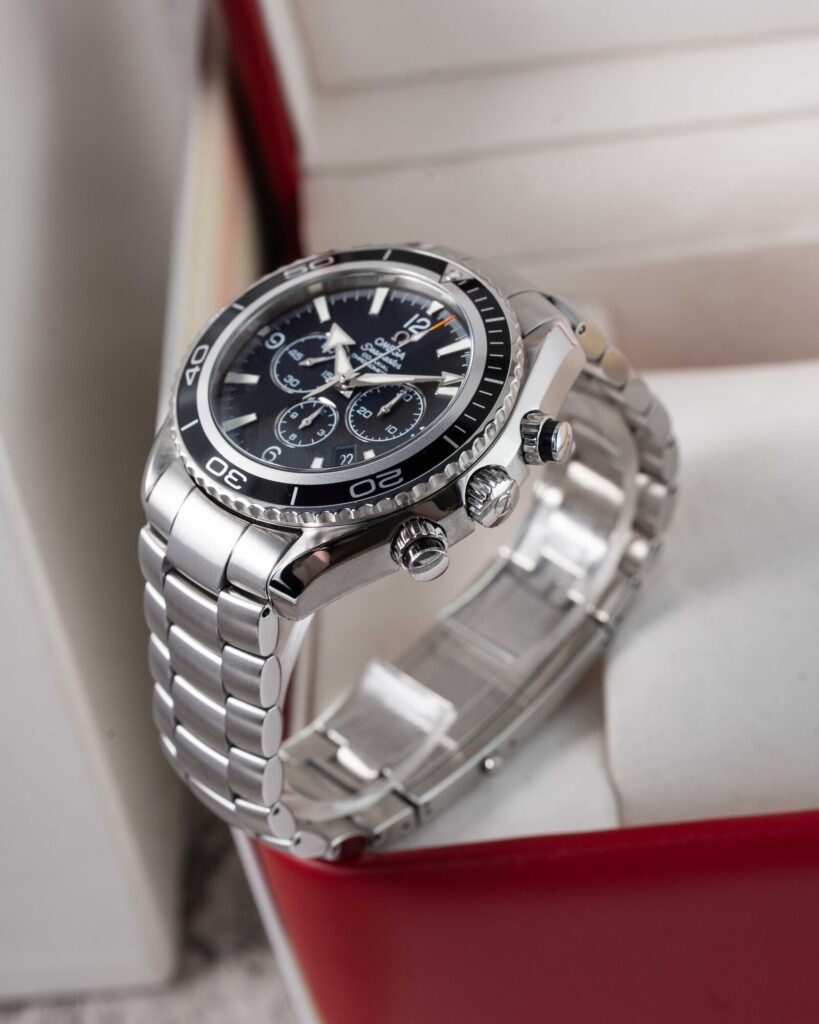 Omega Seamaster Planet Ocean Chronograph 2210.50.00 2006