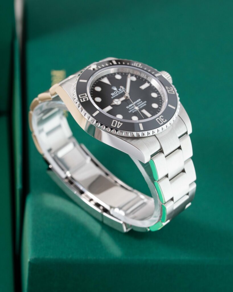 Rolex Submariner 124060 2025