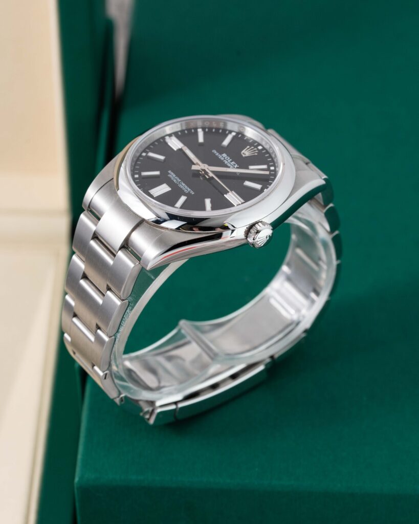 Rolex Oyster Perpetual 124300 2025