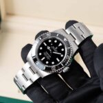 Rolex Submariner 124060 2025