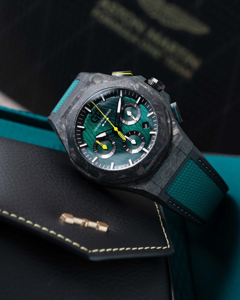 Girard Perregaux Laureato 81060-41-3071-1CX 2022