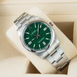 Rolex Oyster Perpetual 124300 2023