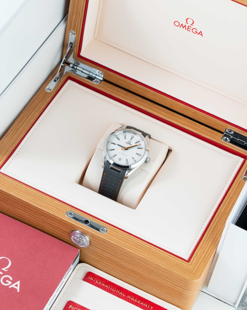 Omega Seseamaster Aqua Terra 220.12.41.21.02.002 2025