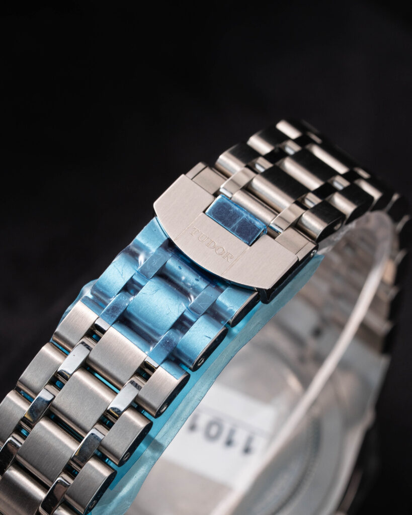 Tudor Royal 28600 2022
