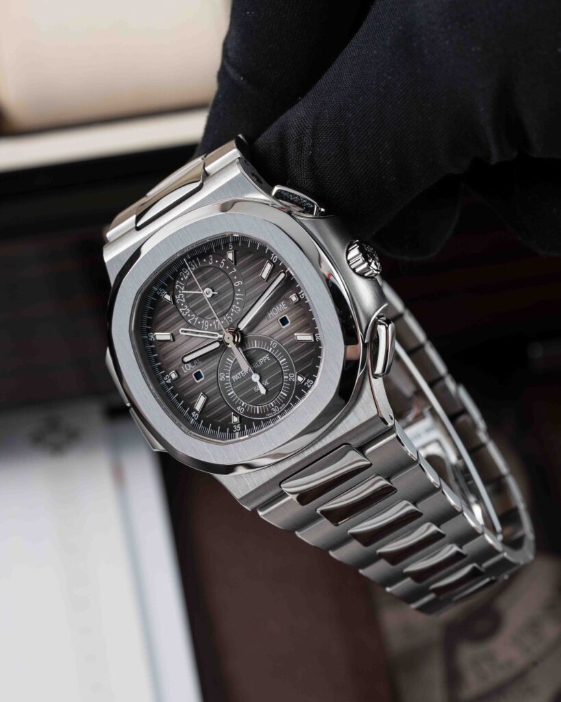 Patek Philippe Nautilus 5990/1A-001 2020