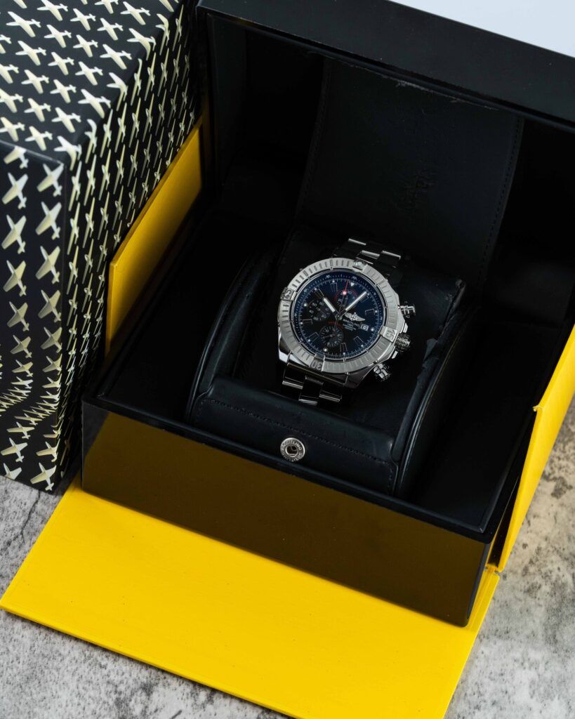 Breitling Super Avenger A1337011 2011