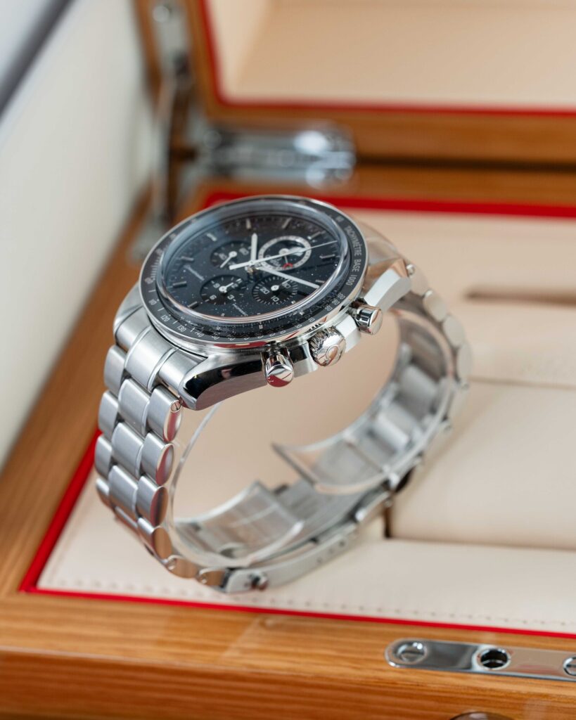 Omega Speedmaster Moonphase  311.30.44.32.01.001 2020