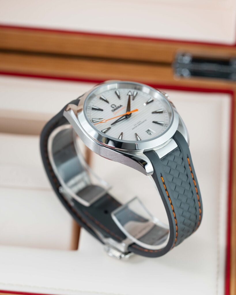 Omega Seseamaster Aqua Terra 220.12.41.21.02.002 2025