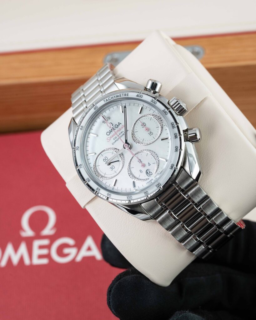 Omega Speedmaster 324.30.38.50.55.001 2025