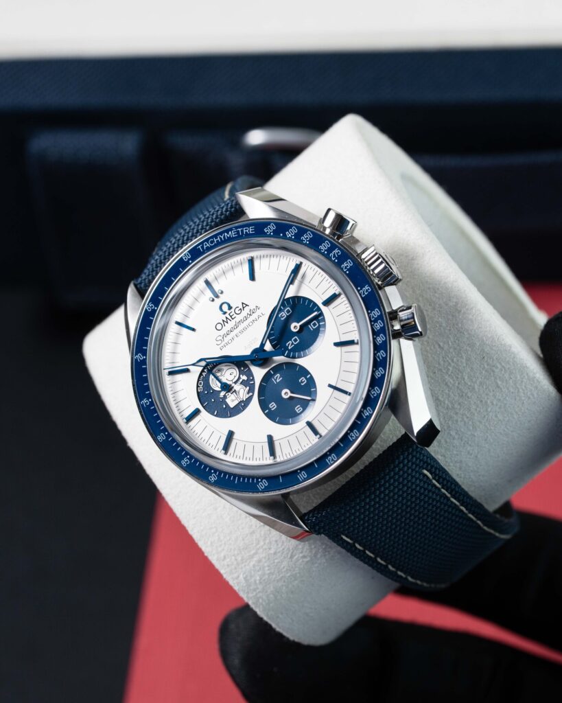 Omega Speedmaster Snoopy 310.32.42.50.02.001 2025
