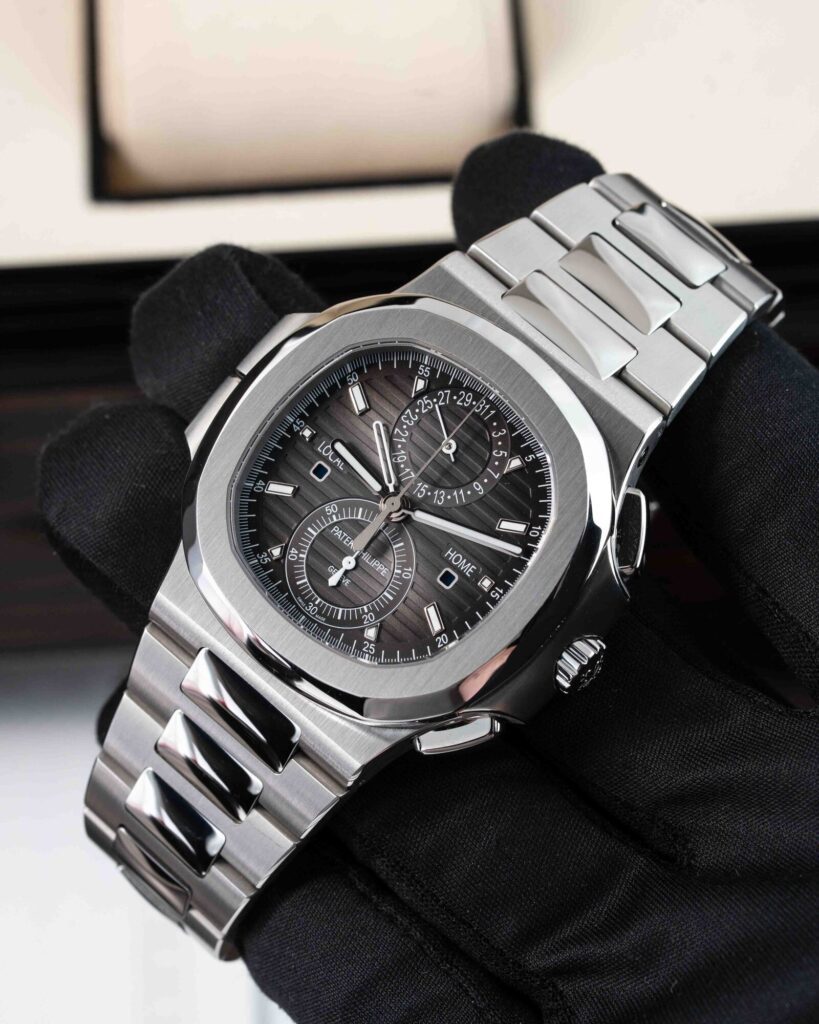 Patek Philippe Nautilus 5990/1A-001 2020
