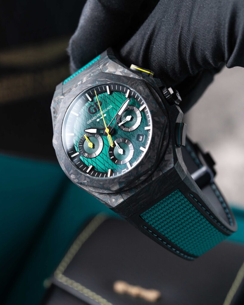 Girard Perregaux Laureato 81060-41-3071-1CX 2022