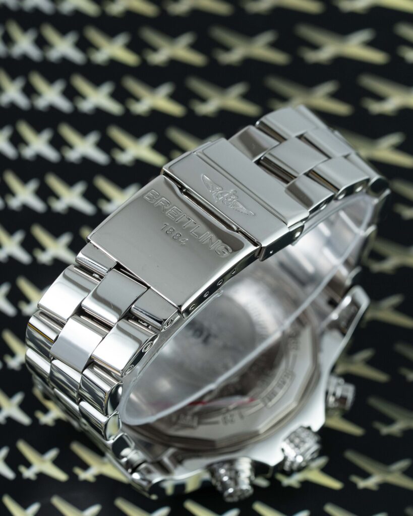 Breitling Super Avenger A1337011 2011