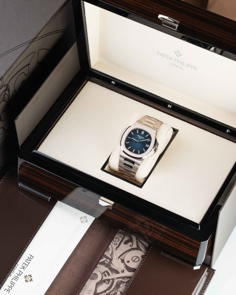 Patek Philippe Nautilus 5811/1G-001 2022