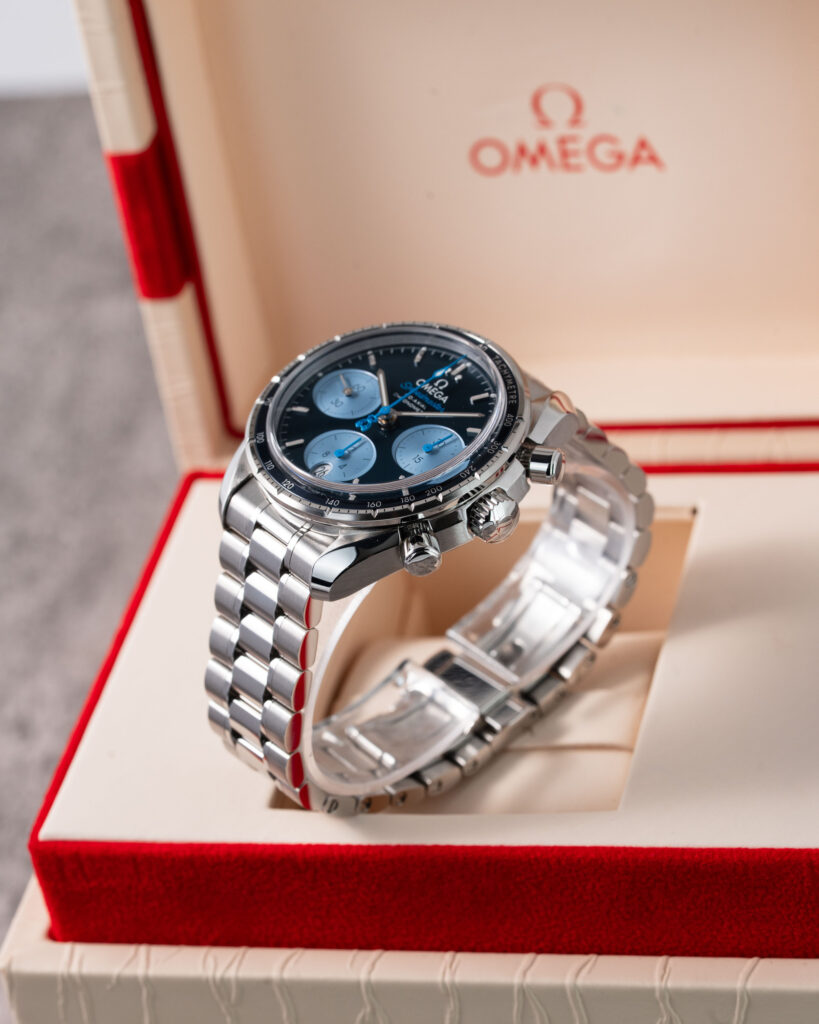 Omega Speedmaster 324.30.38.50.03.002 2022