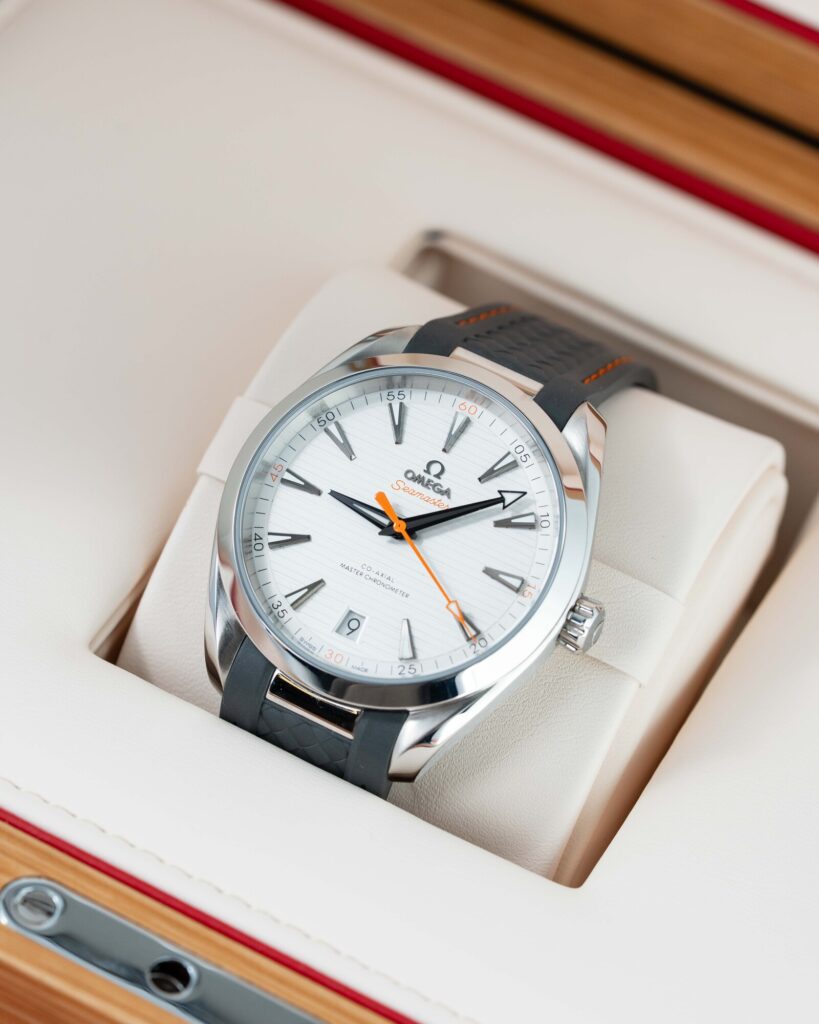Omega Seseamaster Aqua Terra 220.12.41.21.02.002 2025
