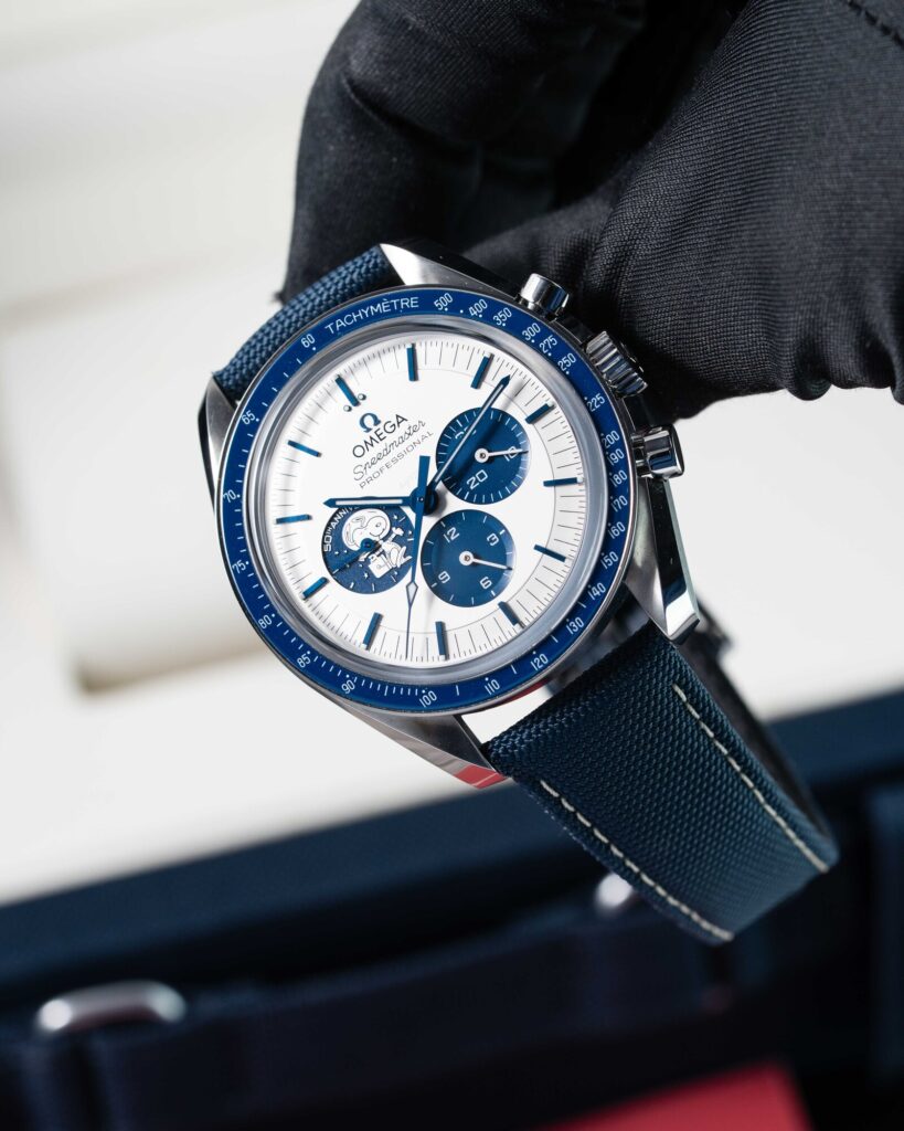 Omega Speedmaster Snoopy 310.32.42.50.02.001 2025