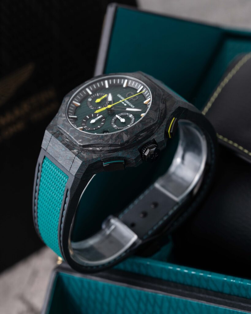 Girard Perregaux Laureato 81060-41-3071-1CX 2022