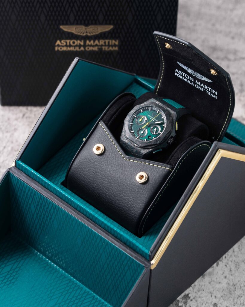 Girard Perregaux Laureato 81060-41-3071-1CX 2022
