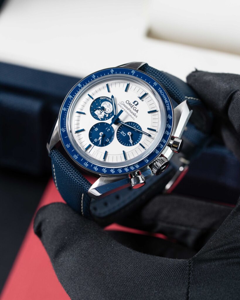Omega Speedmaster Snoopy 310.32.42.50.02.001 2025