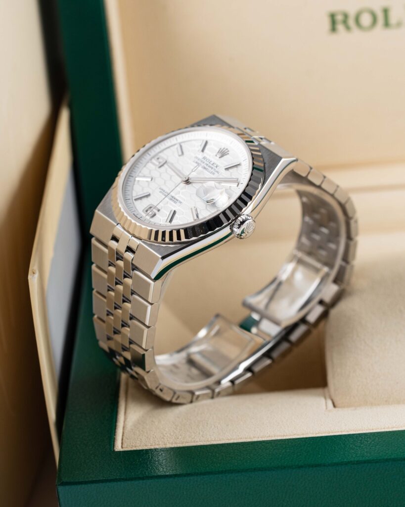 Rolex Land-Dweller