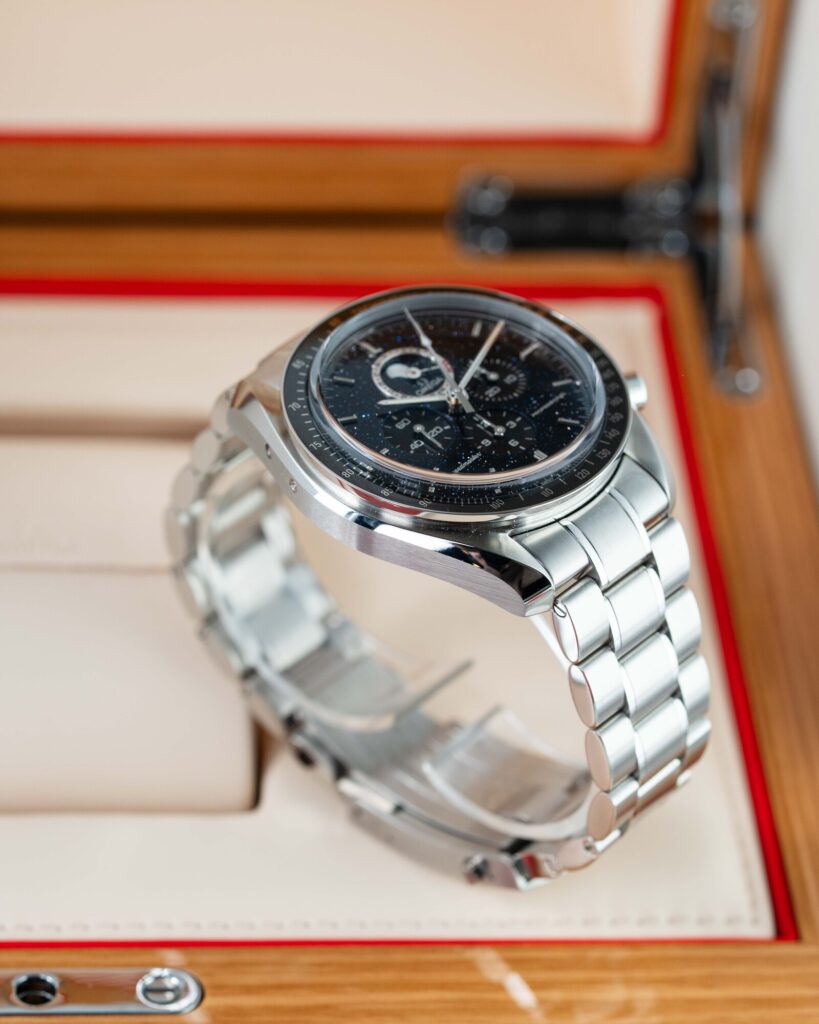Omega Speedmaster Moonphase  311.30.44.32.01.001 2020