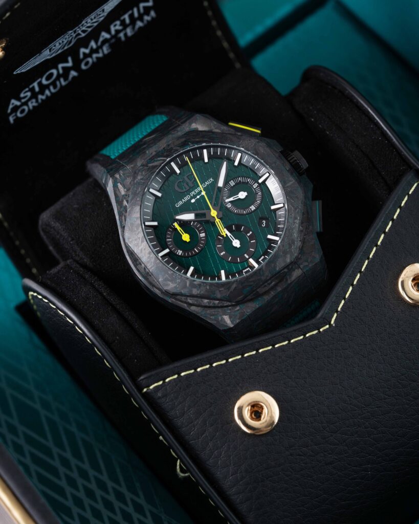 Girard Perregaux Laureato 81060-41-3071-1CX 2022