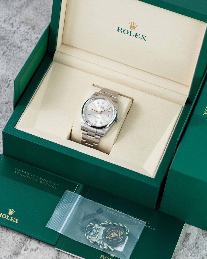 Rolex Oyster Perpetual 124300 2025