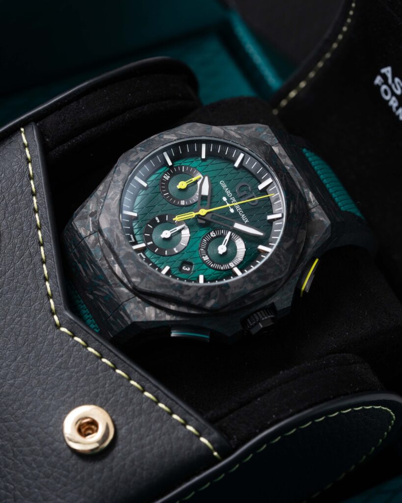 Girard Perregaux Laureato 81060-41-3071-1CX 2022