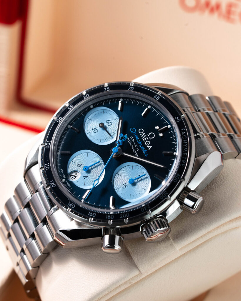 Omega Speedmaster 324.30.38.50.03.002 2022