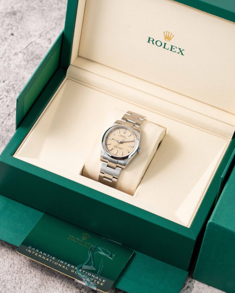 Rolex Oyster Perpetual 124200 2025