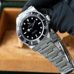 Rolex Submariner 14060M 2002