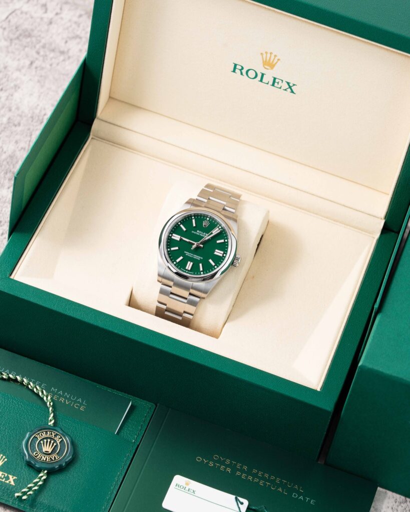 Rolex Oyster Perpetual 134300 2025