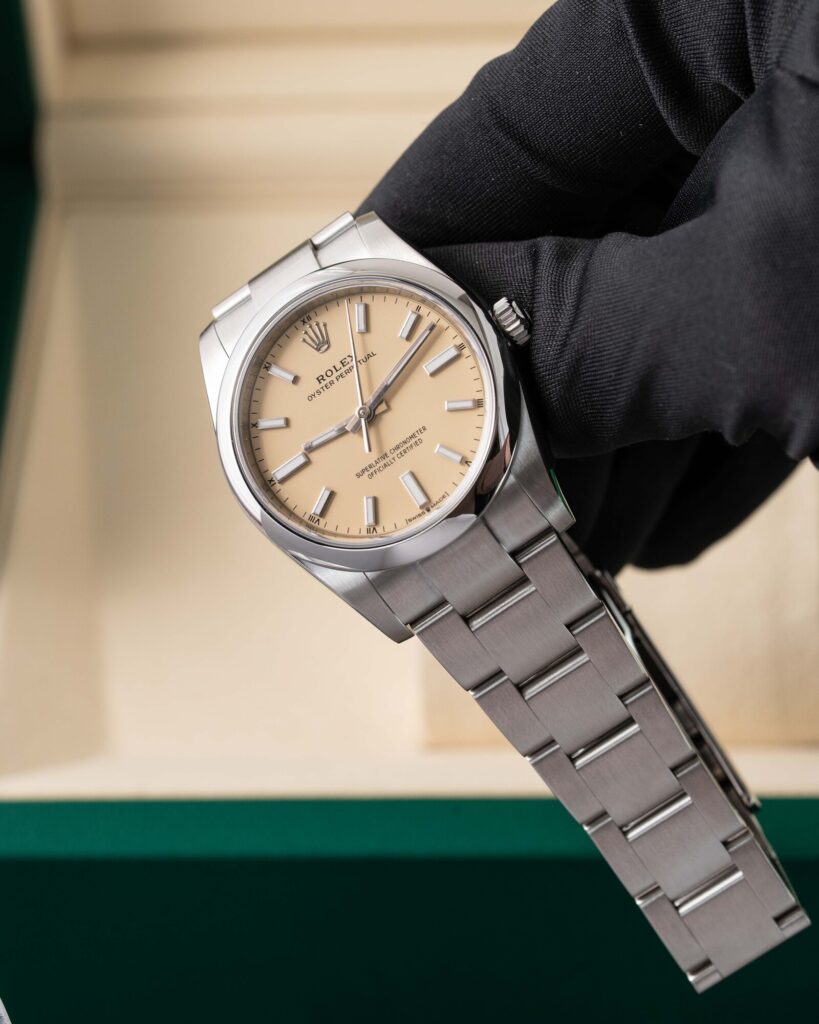 Rolex Oyster Perpetual 124200 2025