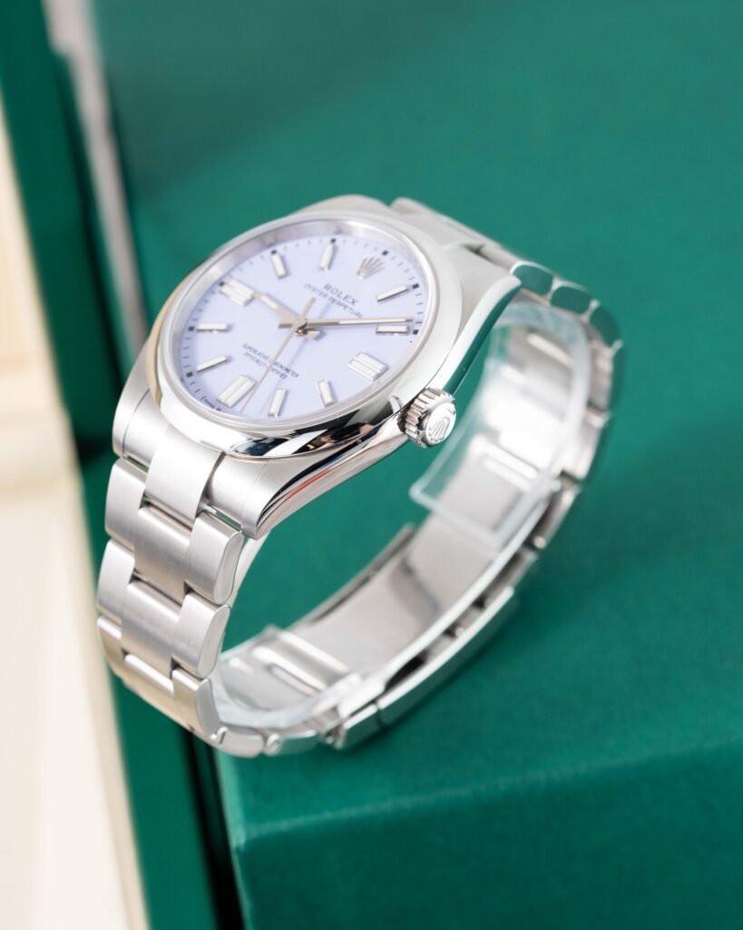 Rolex Oyster Perpetual 134300 2025