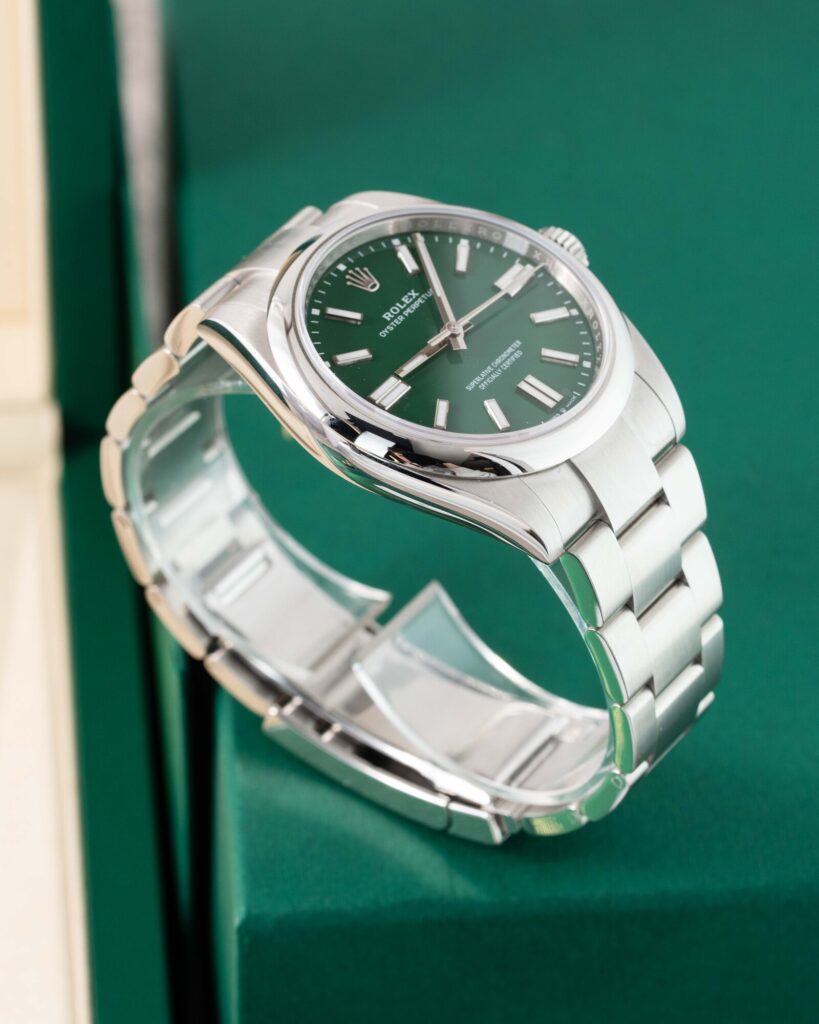 Rolex Oyster Perpetual 134300 2025