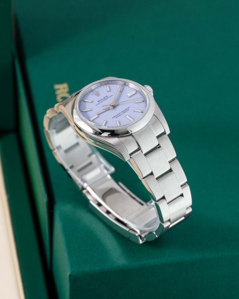 Rolex Oyster Perpetual 124200 2025