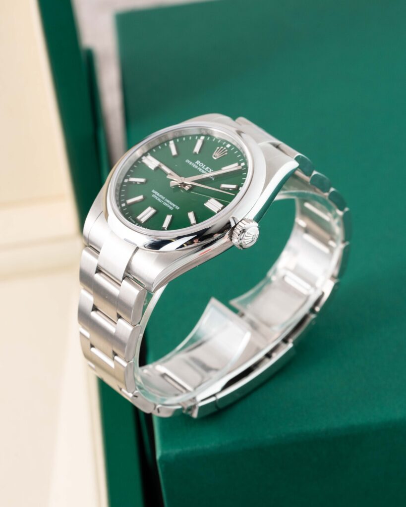 Rolex Oyster Perpetual 134300 2025
