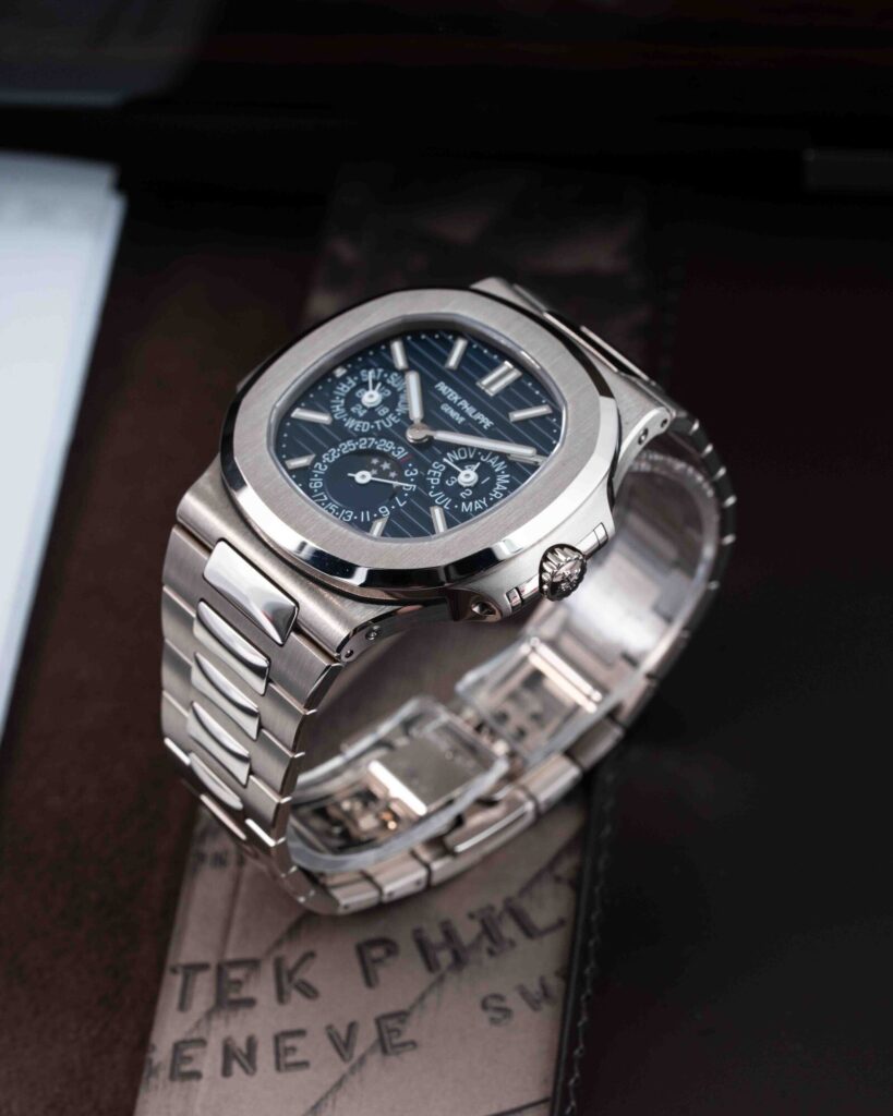 Patek Philippe Nautilus 5740/1G-001 2023