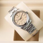 Rolex Oyster Perpetual 124200 2025