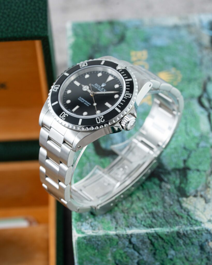 Rolex Submariner 14060M 2002