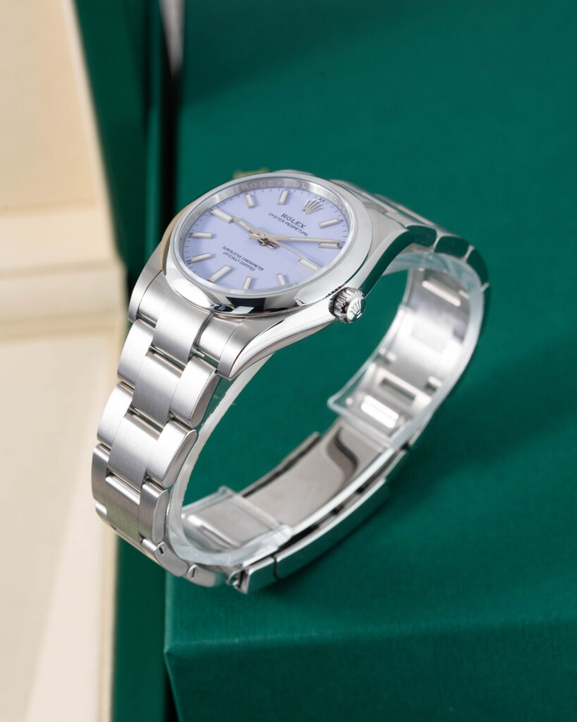 Rolex Oyster Perpetual 124200 2025