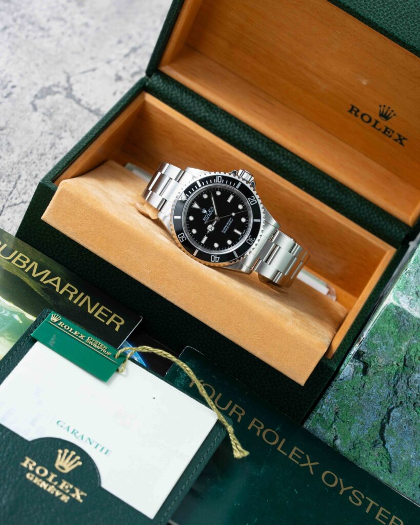 Rolex Submariner 14060M 2002