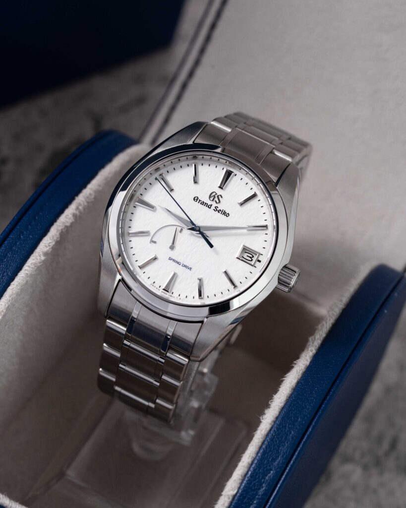 Grand Seiko Heritage Collection SBGA211G 2025