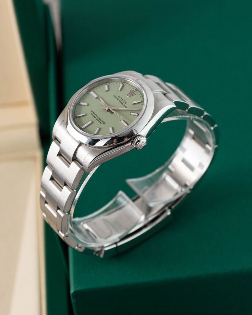 Rolex Oyster Perpetual 124200 2026