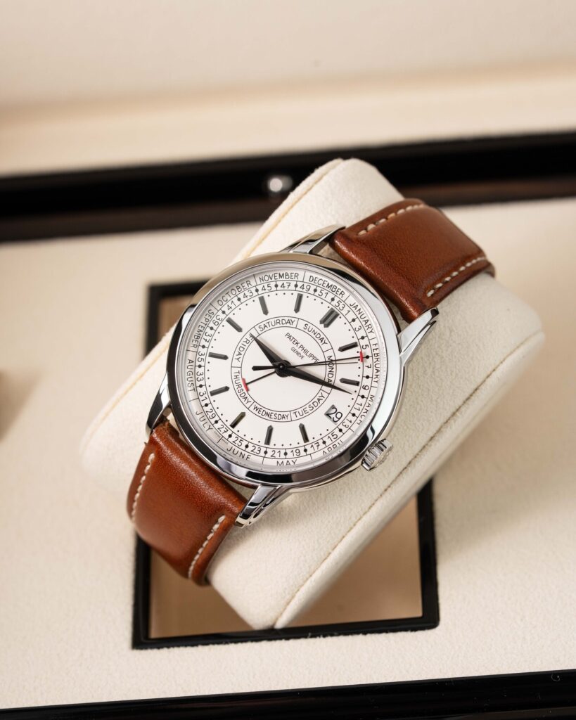 Patek Philippe Calatrava 5212A-001 2022
