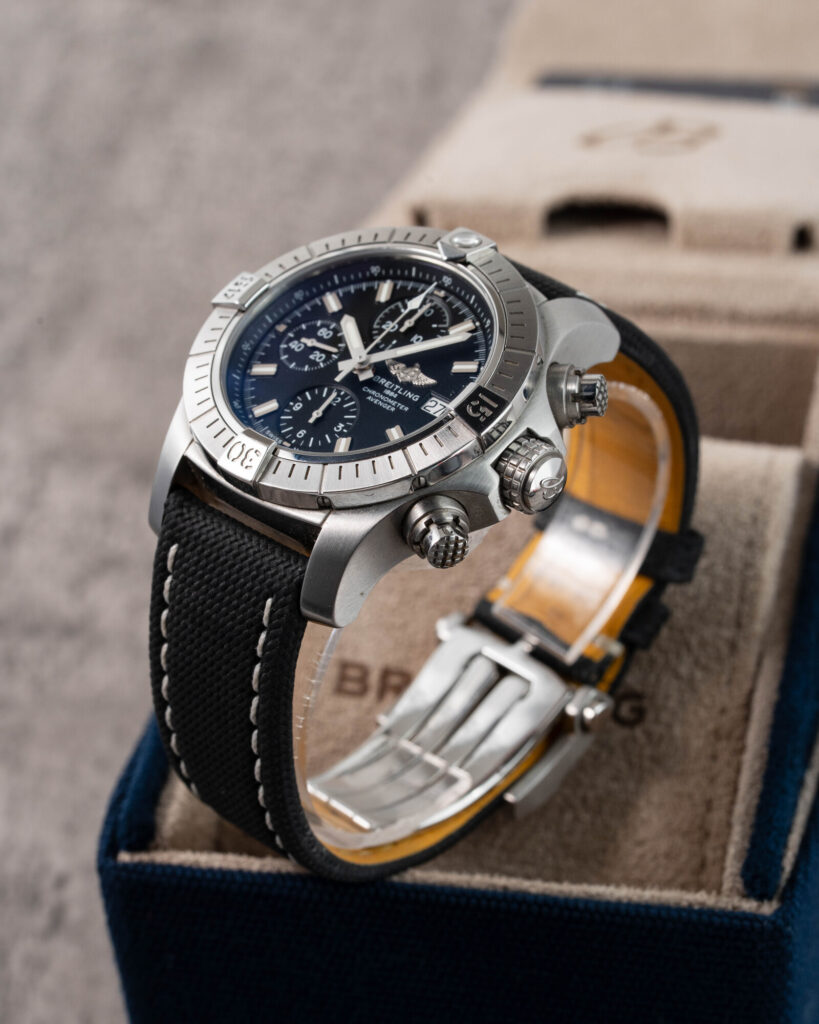 Breitling Avenger Chrono 43 A13385101B1X2 2024