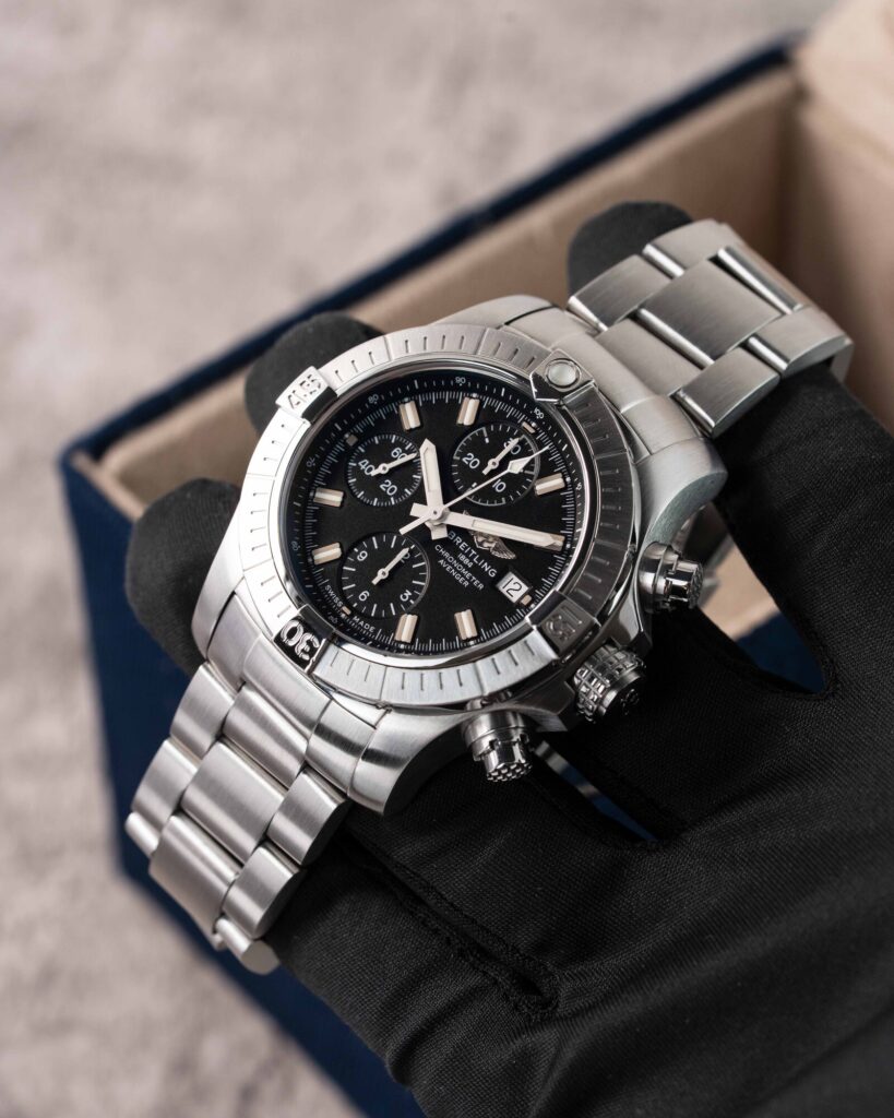 Breitling Avenger Chronograph A13385 2021